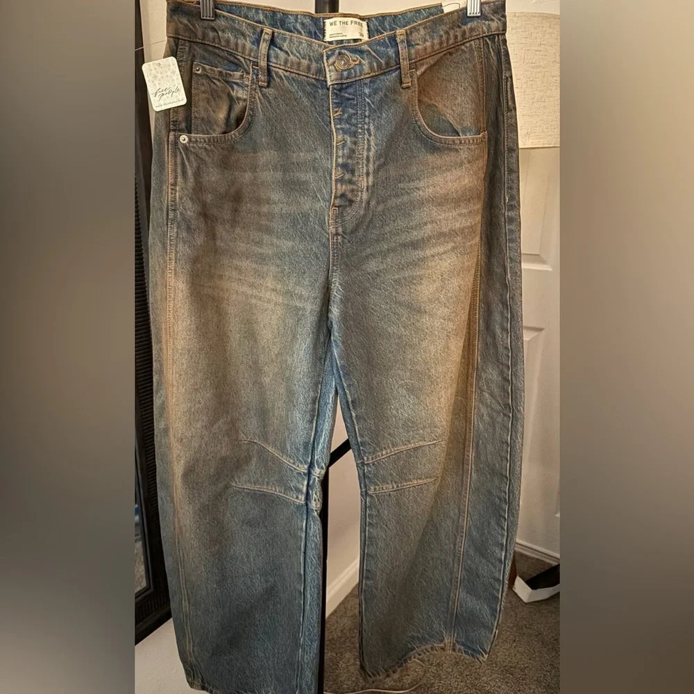 NWT* - We The Free Barrel Jeans - Mid Rise - Lost In The Desert - Size 32 - Picture 10 of 16
